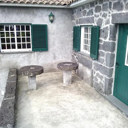 Casas Da Ilha - Maria Alice Ribeiras